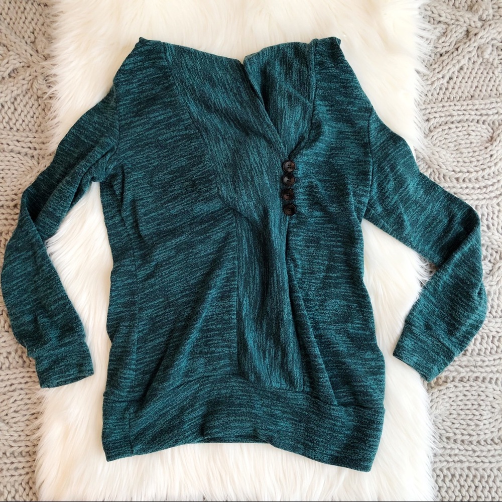 Emerald green pullover hoodie